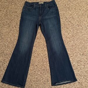 Levi’s High rise 726 Flare dark wash 32